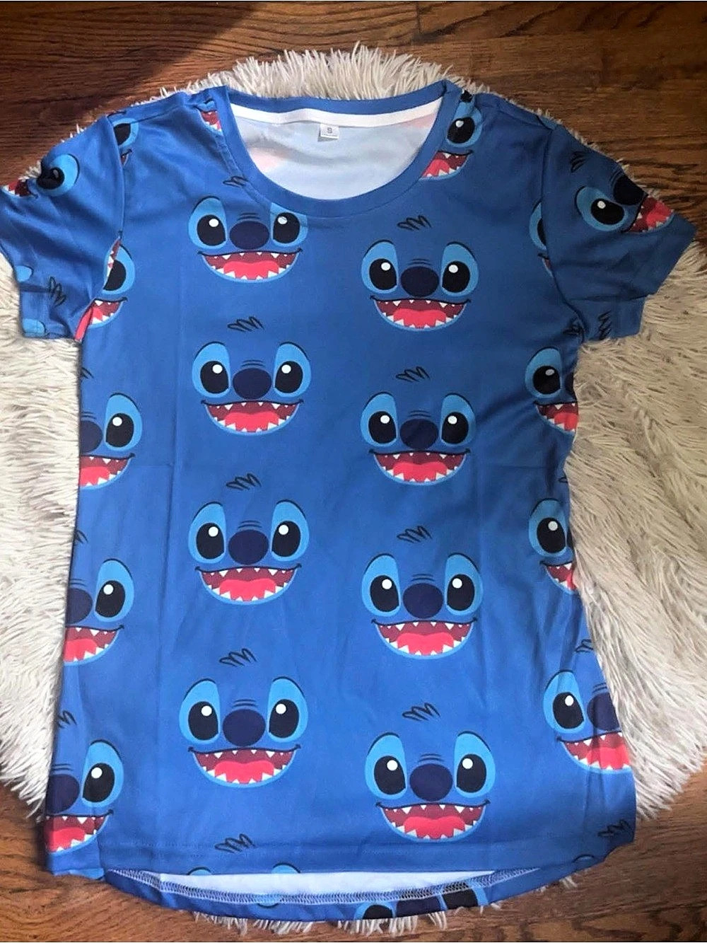 Disney Blue Short Sleeve Graphic Tee 
Size Small